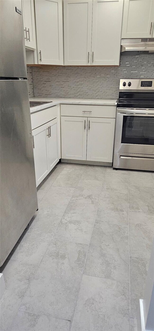 Foto del edificio - 3321 NW 47th Terrace