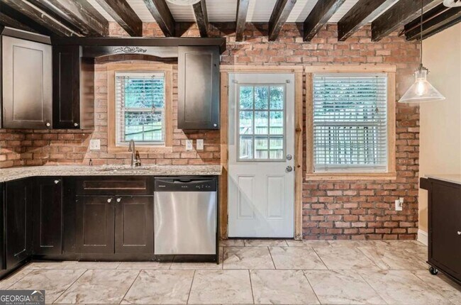 Building Photo - 109 Rondak Cir