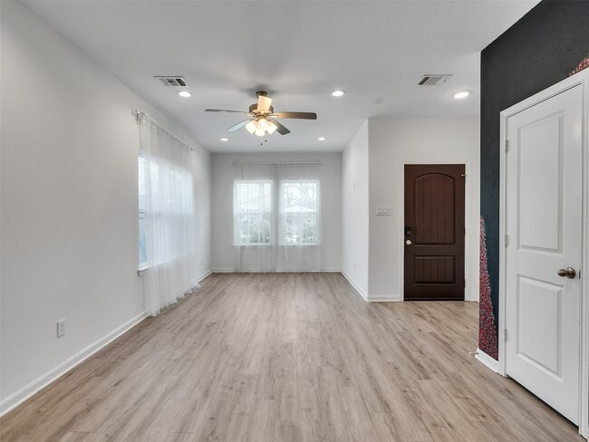 Building Photo - 3536 Rebecca St