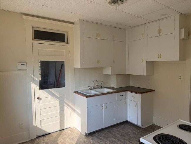 Foto del edificio - 4 Bed / 2 Bath Home for Rent – Canton, Ohio