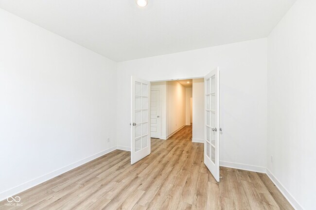 Foto del edificio - 1069 Sunderland Dr