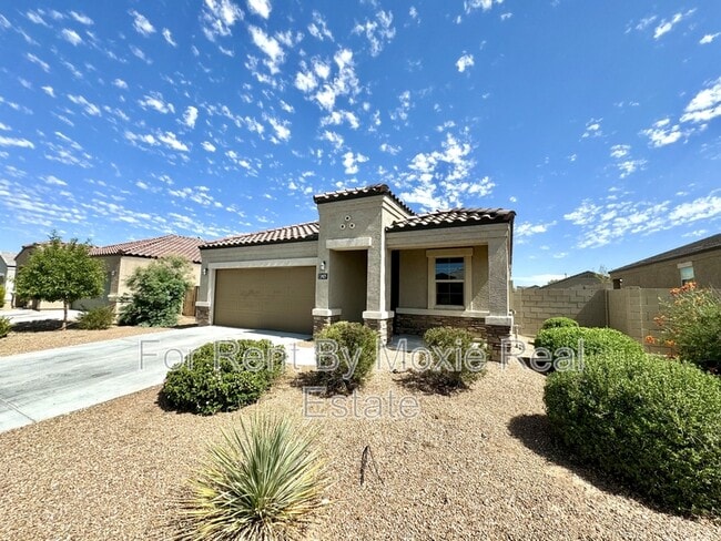 Building Photo - 2421 E San Borja Trail