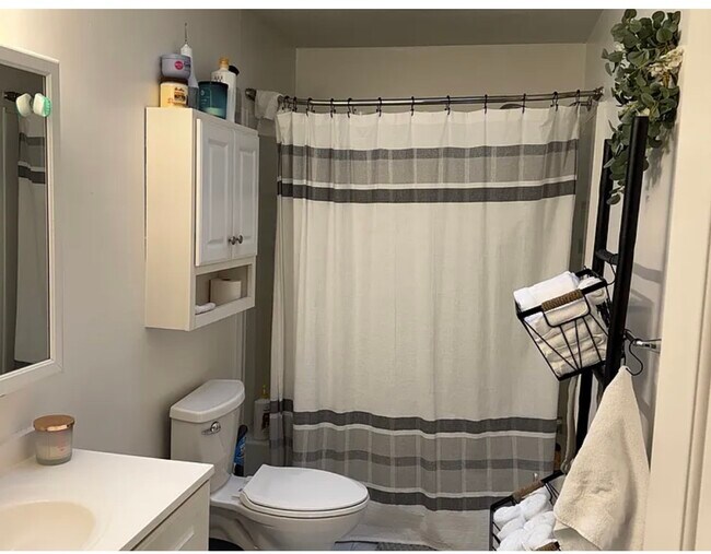 Baño - 294 Grosvenor Ave