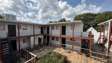 Building Photo - 4921 Crawford St