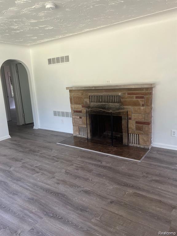 19115 W Nine Mile Rd, Southfield, MI 48075 House Rental in Southfield