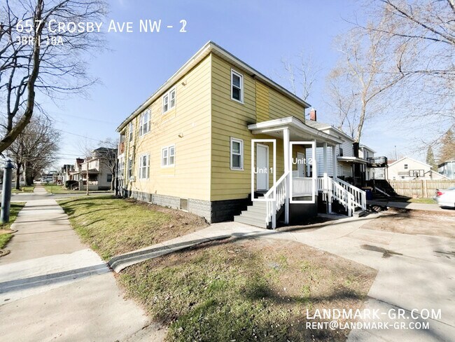 Foto del edificio - 657 Crosby St NW