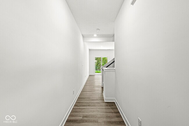 Foto del edificio - 7651 Marin Pkwy