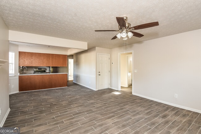 Building Photo - 105 Pemberton Pl