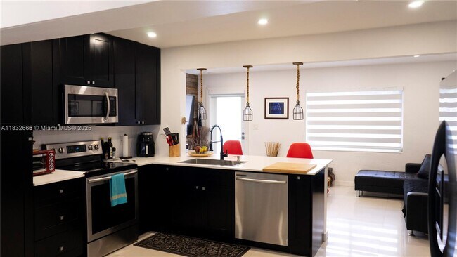 Foto del edificio - 6471 SW 30th St
