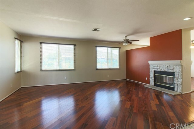 Building Photo - 25961 Soaring Seagull Ln