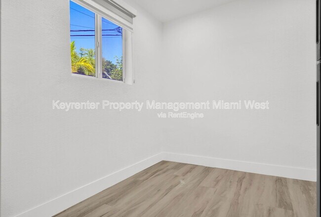 Foto del edificio - 210 Beacom Blvd