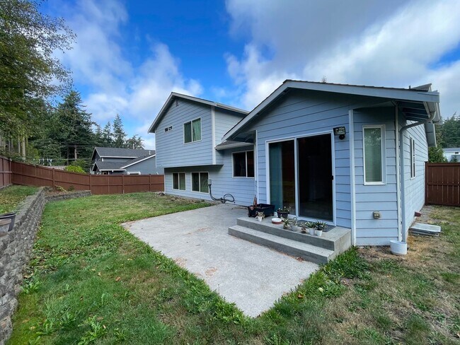 Foto del edificio - 1337 NW Redwing Dr