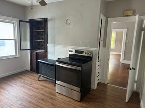 Building Photo - 3 Aetna St