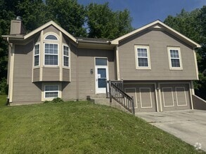 Building Photo - 5606 N Richmond Ave