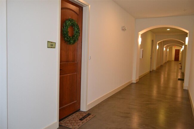 Foto del edificio - 2323 Polk St