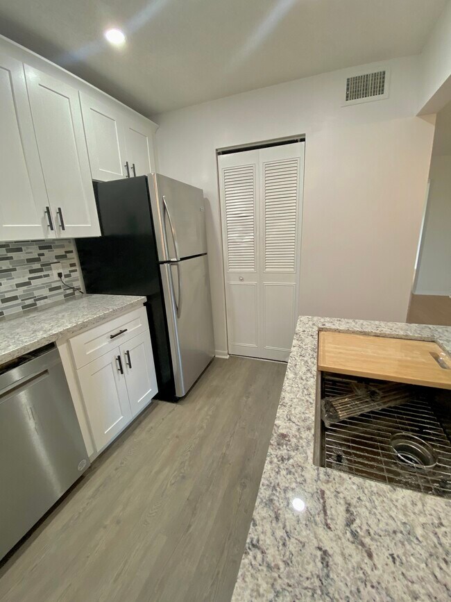 Building Photo - 4709 Sable Pine Cir