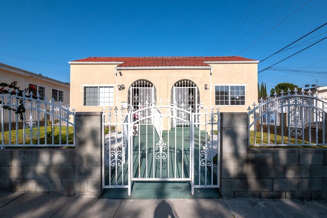 Foto del edificio - 1916 N Mariposa Ave