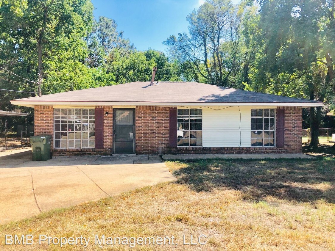 3 br, 1 bath House 1542 Midway Street House for Rent in Montgomery