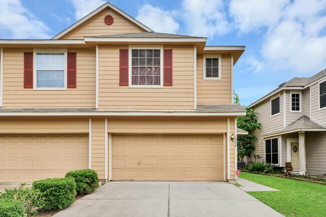 Foto del edificio - 16526 Cairngrove Ln