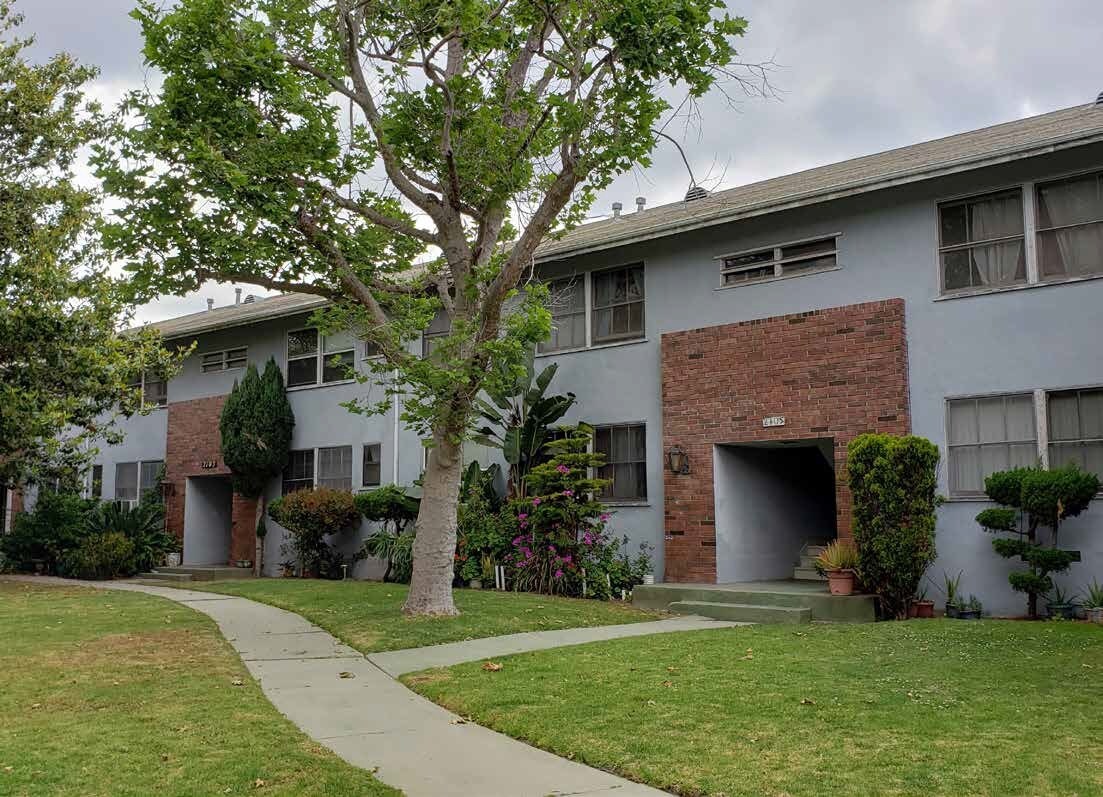 Primary Photo - 2033-2101 Virginia Ave