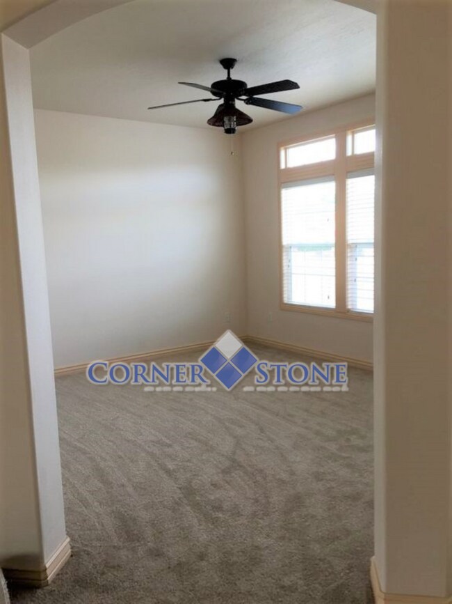 Building Photo - Corner Lot Home with Bonus/Flex Space!