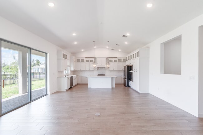 Building Photo - 3412 Armen Dr