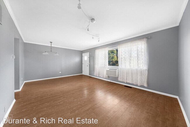 Foto del edificio - 1 br, 1 bath House - 501 E Prospect Ave. U...