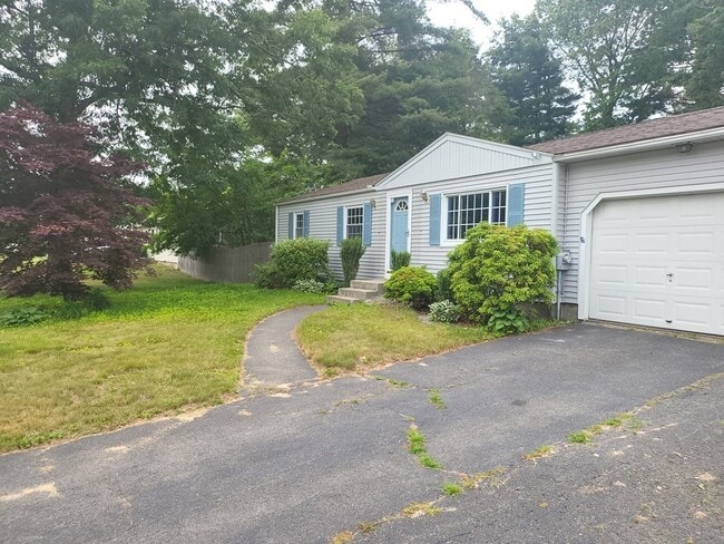Building Photo - 44 Thyme Ln