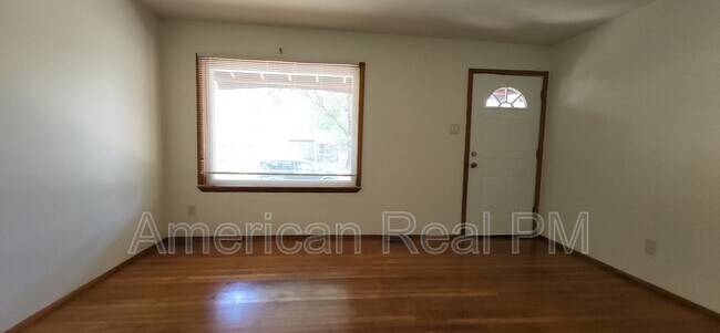 Building Photo - 10717 Alliance Dr