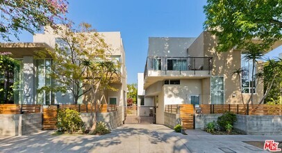 Building Photo - 614 Westmount Dr