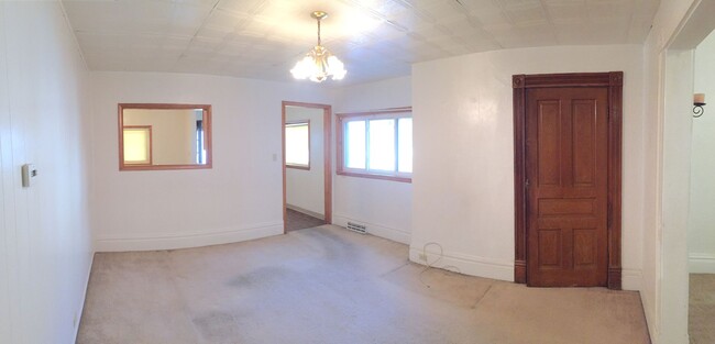 Building Photo - 651 North Ave