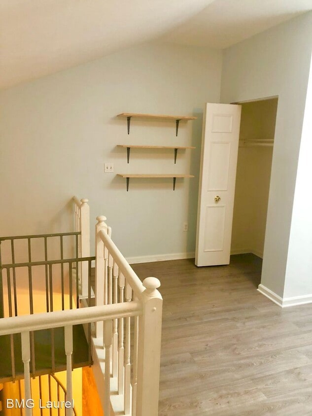 2 br, 2 bath House 13102A Shadyside Ln House for Rent in Germantown