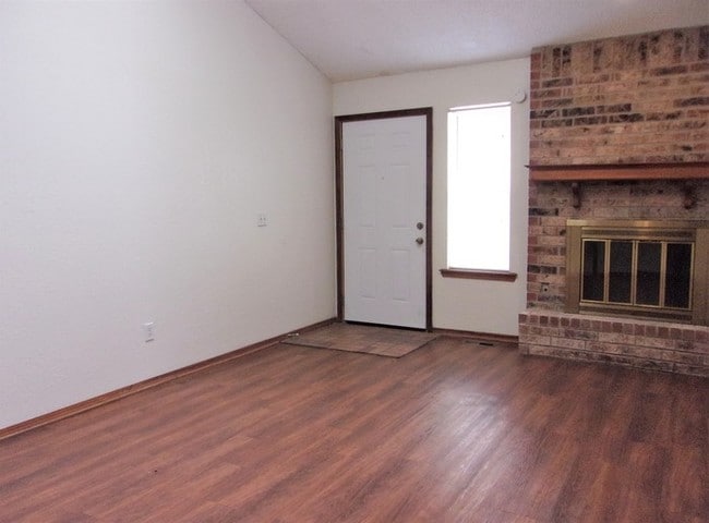 Building Photo - 8911 Fairfield Greens Dr