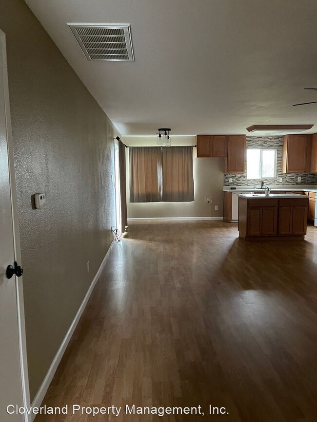 Building Photo - 3 br, 2 bath House - 9942 S. Lockhart Rd.