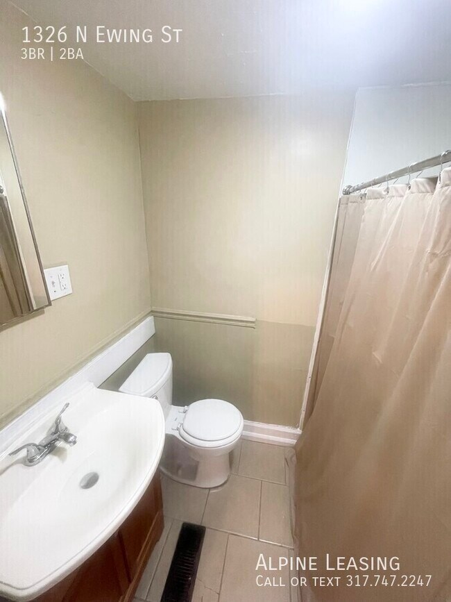 Building Photo - 1326 N Ewing St