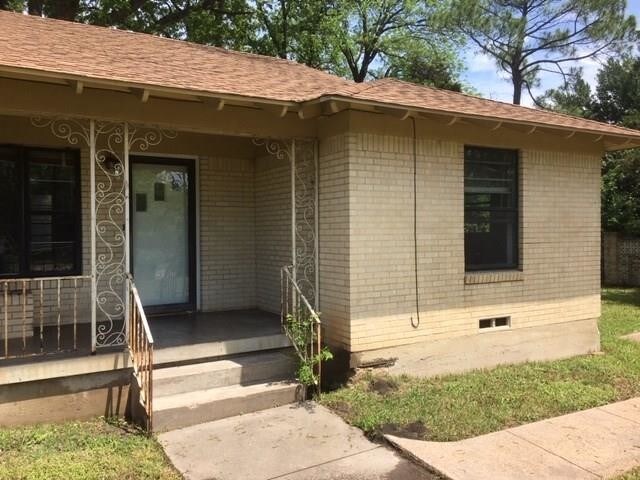 Primary Photo - 109 W Avenue D