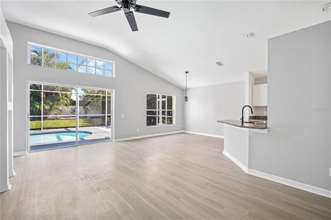 Building Photo - 5513 Terrain De Golf Dr