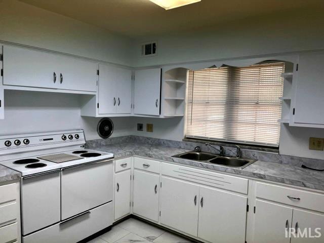 Foto del edificio - 665 St Mary's Dr