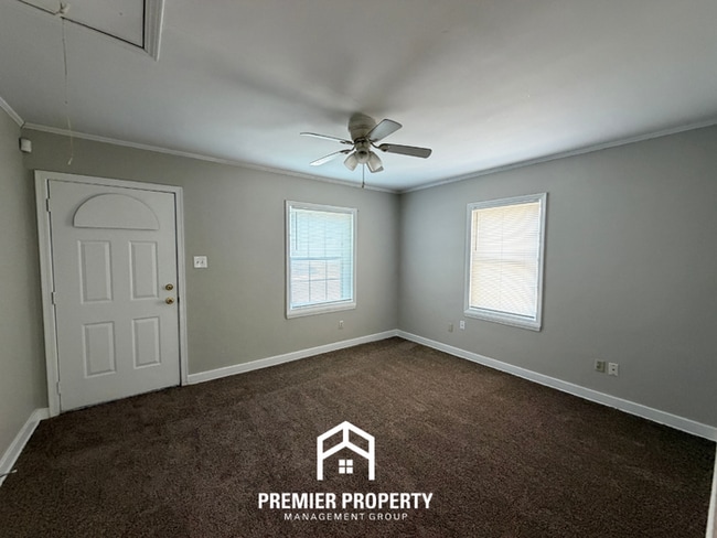 Photo - Cozy & Private 1BR/1BA Cottage | Fenced Yard & Washer/Dryer Included House