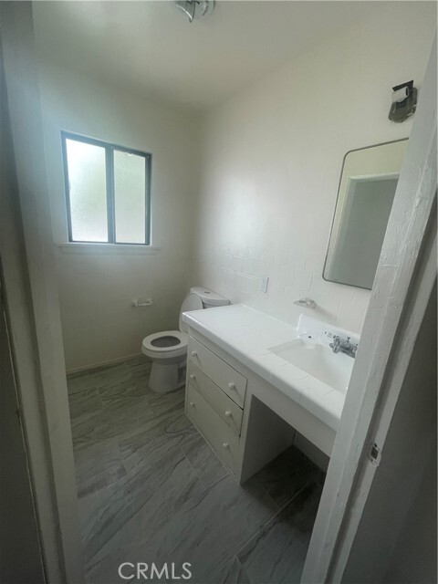 Foto del edificio - 3727 Lime Ave