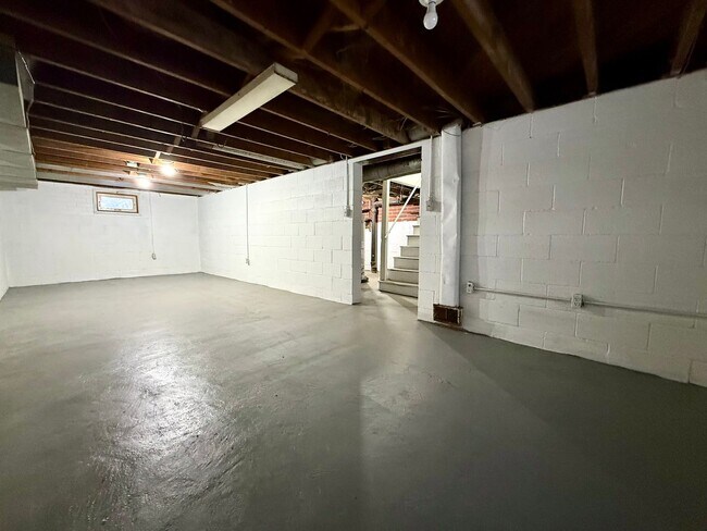 Foto del edificio - Three Bedroom Home in Muskegon