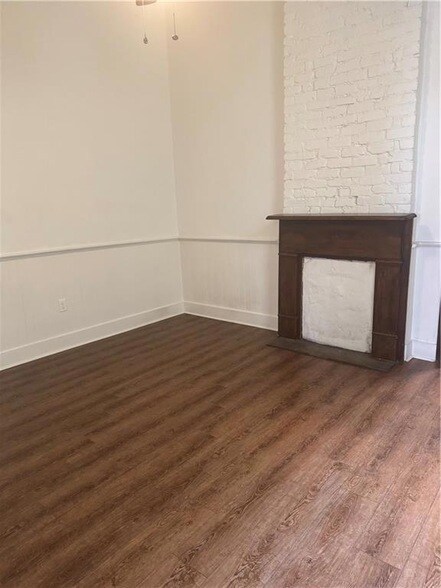 Foto del edificio - 2307 Chartres St