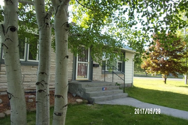 Building Photo - 49 N 6th E