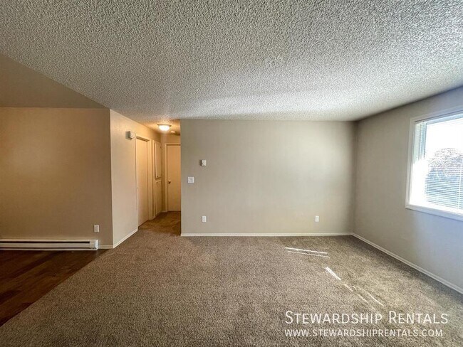 Foto del edificio - 2 Bedroom Apt in Salem