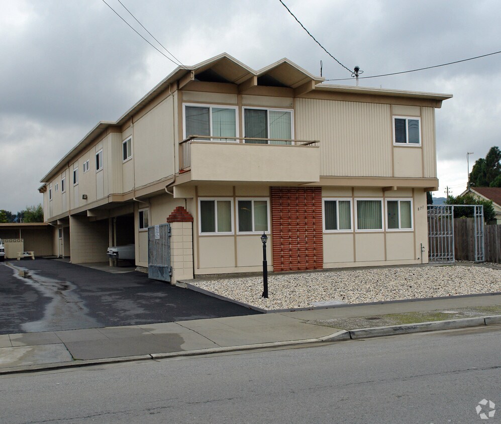 Foto del edificio - 871 Commercial Ave