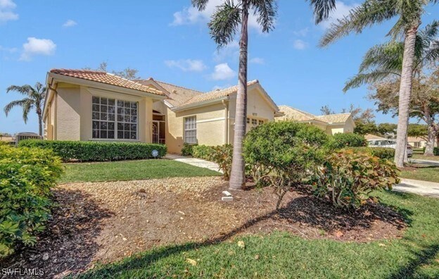 Foto del edificio - 8777 E Bay Cir