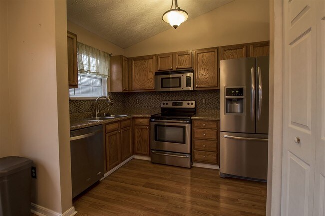 Building Photo - 3746 Sugarberry Dr