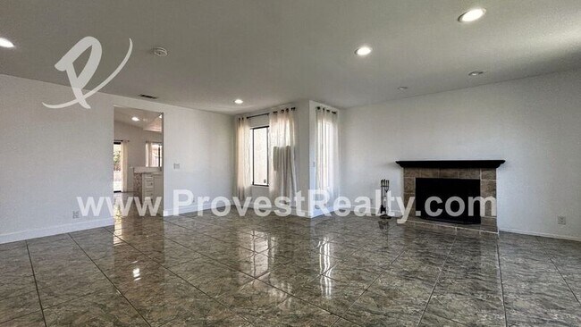 Foto del edificio - 12400 Emeraldstone Dr