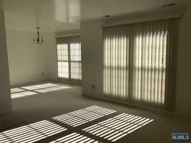 Foto del edificio - 963 Westgate Dr