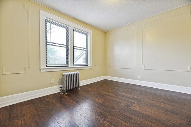 Foto del edificio - 1420 S Wood Ave